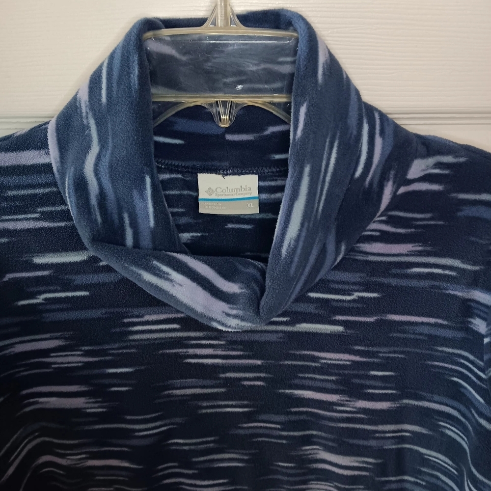 Columbia Women's Lightweight Fleece Turtleneck Top - Picture 2 of 6